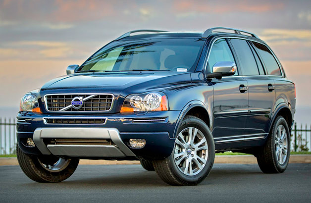 Công nghệ an toàn luôn là điểm thu hút hàng đầu của các mẫu xe Volvo. Lần này, tại triển lãm Paris, hãng xe Thụy Điển sẽ giới thiệu phiên bản XC90, là một trong số những mẫu xe hơi đầu tiên của Volvo được trang bị nền tảng xe thông minh Android Auto của Google - hệ thống điều khiển trong xe được thiết kế nhằm giảm thiểu tình trạng mất tập trung của lái xe.