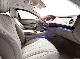 Trang bị đặc biệt dành cho S600 Guard bao gồm hệ thống cảnh báo nguy hiểm, hệ thống cung cấp không khí khẩn cấp, cửa sổ thủy lực, kính chắn gió tự làm mát hoặc sưởi nóng khi cần thiết.