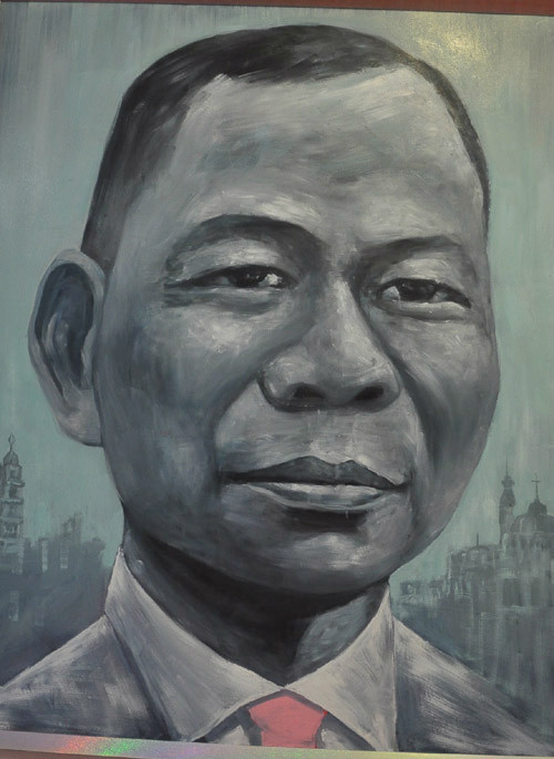 Ông Vượng đã gây dựng được một cơ đồ mà ít ai có được, sánh ngang với các tỉ phú lớn của thế giới. Tập đoàn Vingroup của ông đang ngày một tiến xa hơn nữa trong các lĩnh vực kinh doanh. Hình ảnh ông Phạm Nhật Vượng trong triển lãm tranh "Đại gia Việt Nam" được tổ chức tại Hà Nội.