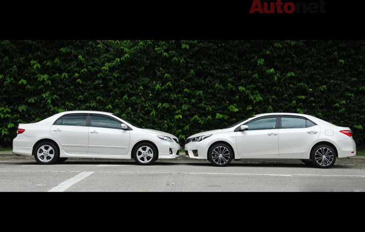 Corolla Altis 2014 (xe phải) có kích thước dài x rộng x cao là 4.639 x 1.776 x 1.460 (mm) chiều cơ sở là 2.700mm. Kích thước dài x rộng x cao của Altis thế hệ cũ đạt 4.540 x 1.760 x 1.465 (mm), chiều dài cơ sở 2.600 mm. Như vậy, chiều dài cơ sở của mẫu xe này lớn hơn thế hệ cũ E140 (xe trái) tới 100mm.