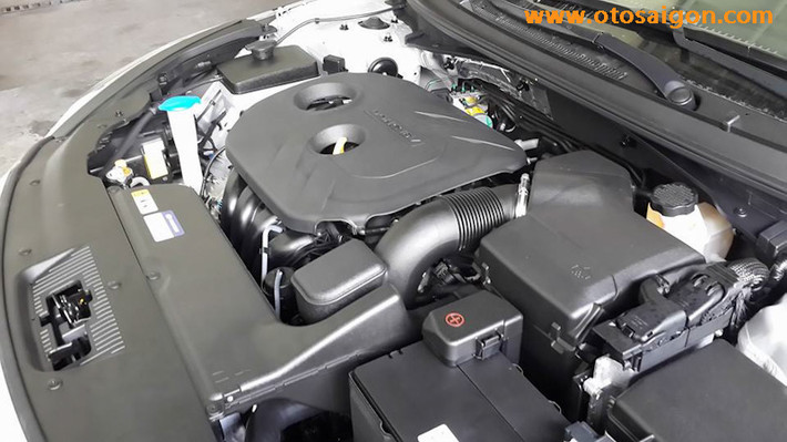 Chưa biết rõ chi tiết kĩ thuật của động cơ 2.0AT trên Hyundai Sonata 2015 tại Việt Nam.