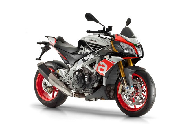 Siêu mô tô Aprilia Tuono V4 Factory 2015 giành được sự bình chọn của 8% khách tham quan triển lãm EICMA 2014. Siêu mô tô được trang bị động cơ V4, dung tích 996 phân khối, công suất cực đại 170 mã lực tại 11.500 vòng/phút và mô-men xoắn cực đại 113 Nm tại 9.500 vòng/phút.