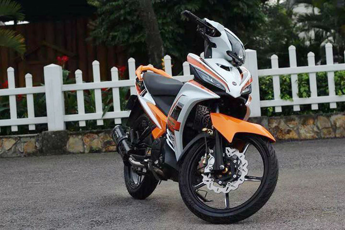Cặp mâm CNC ấn tượng.