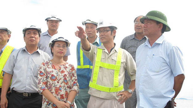 Hồi tháng 2/2012, Bộ trưởng Đinh La Thăng cùng các cơ quan quản lý chuyên ngành của Bộ GTVT đã có chuyến khảo sát, kiểm tra tiến độ thi công dọc tuyến cao tốc Hà Nội - Hải Phòng, tuyến đường bị phản ánh là chậm tiến độ thi công. Sau chuyến thực tế, Bộ trưởng Thăng đã yêu cầu các nhà thầu phải huy động thêm máy móc, thiết bị, nhân lực để khẩn trương thi công tận dụng thời tiết thuận lợi nhằm đẩy nhanh tiến độ, và yêu cầu đến năm 2014 dự án phải hoàn thành.