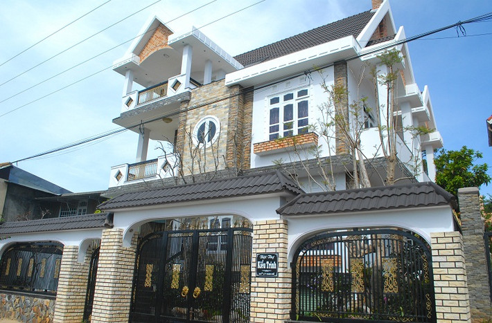Ở Đà Lạt, mỗi căn biệt thự là một công trình kiến trúc kỳ công và đầy sáng tạo, không bị trùng lặp hoặc "ăn cắp" ý tưởng của nhau.