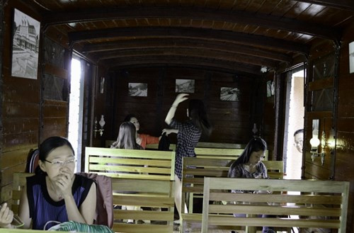 Sau ngày đất nước thống nhất, rất tiếc tuyến đường sắt chạy bằng đầu máy răng cưa dài 84 km này bị tháo dỡ. Người ta đã bán mất đầu máy cho Thụy Sỹ.