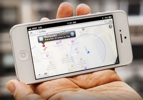 iPhone 5 cũng bị "ném đá" không kém gì các dòng tiền nhiệm. Trong đó, ứng dụng Apple Maps là thảm họa của chiếc iPhone 5 khi chỉ sai đường, hiện sai tên phố. Sự cố này khiến nhiều người nghi ngờ rằng chất lượng của iPhone không còn được trau chuốt như trước.
