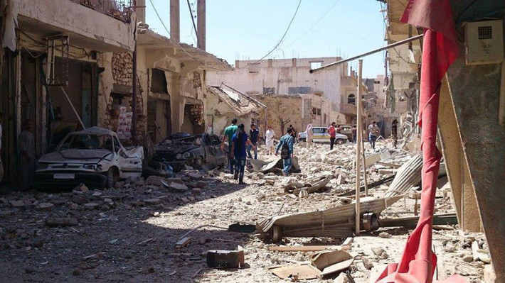 Dân chúng cho biết các cuộc không kích của quân đội chính phủ Syria thường không chính xác, phá hủy cả nhà dân.