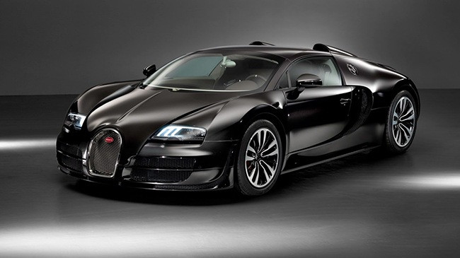 Phiên bản huyền thoại thứ hai của Bugatti mang tên Jean Bugatti, được đặt theo tên của con trai Ettore Bugatti, người từng có thời là tay đua cho Bugatti trước khi qua đời trong một cuộc thử nghiệm tại Le Mans với chiếc xe đua Type 57.