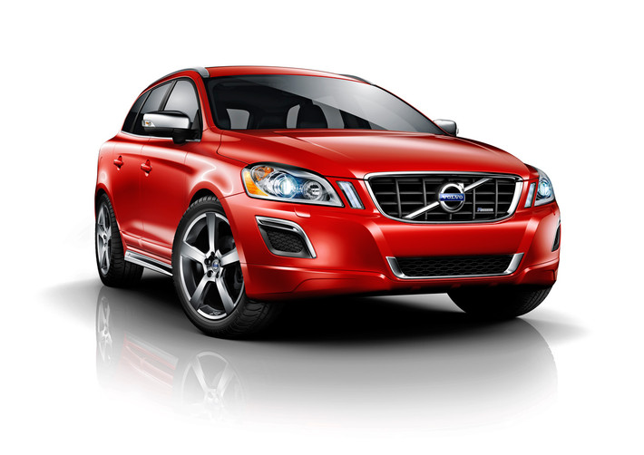 Hãng ô tô Mỹ Ford bất ngờ thông báo bán lại thương hiệu xe nổi tiếng Volvo cho tập đoàn Geely của Trung Quốc với giá 1,8 tỷ USD. Hiện số lượng xe của Geely chỉ chiếm 2% trên khắp Trung Quốc, bởi vậy việc mua lại thương hiệu Volvo sẽ tăng sức cạnh tranh trên thị trường cho hãng xe của Trung Quốc.