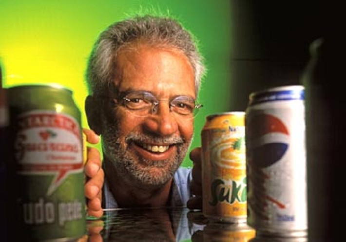 Marcel Herrmann Telles, 64 tuổi giám đốc công ty bia Anheuser-Busch có trụ sở tại bang Sao Paulo, Brazil có khối tài sản lên tới hơn 9 tỷ USD. Hiện ông đang xếp hạng thứ 119 thế giới.