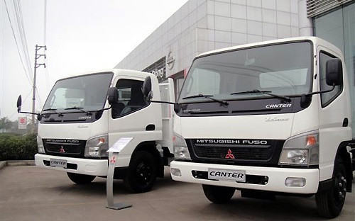Canter mới được lắp đặt dòng động cơ diesel 4D32-2A, dung tích 3.9L nổi tiếng thế giới với trang bị mới là tua-bin tăng áp và hệ thống làm mát khí nạp.