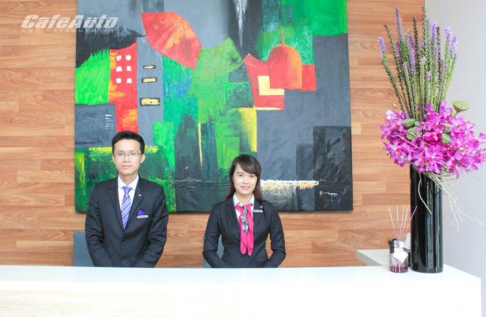 Showroom Infiniti đặt tại số 181 Nam Kỳ Khởi Nghĩa, Phường 7, Quận 3. Đây chính là nơi trưng bày 2 dòng xe đầu tiên được phân phối tại thị trường Việt Nam là QX70 và QX80. Infiniti Việt Nam được xây dựng theo tiêu chuẩn toàn cầu với đầy đủ dịch vụ bán hàng và sau bán hàng.