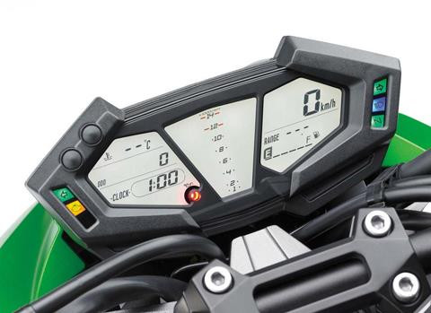Phiên bản 2014 của chiếc Kawasaki Z800 sẽ chính thức được tung ra tại thị trường Ấn Độ với mức giá khoảng 11.300 USD đến 14.500 USD tùy phiên bản và giá bán dự kiến ở Việt Nam vào khoảng 17.000 USD (hơn 360 triệu đồng).