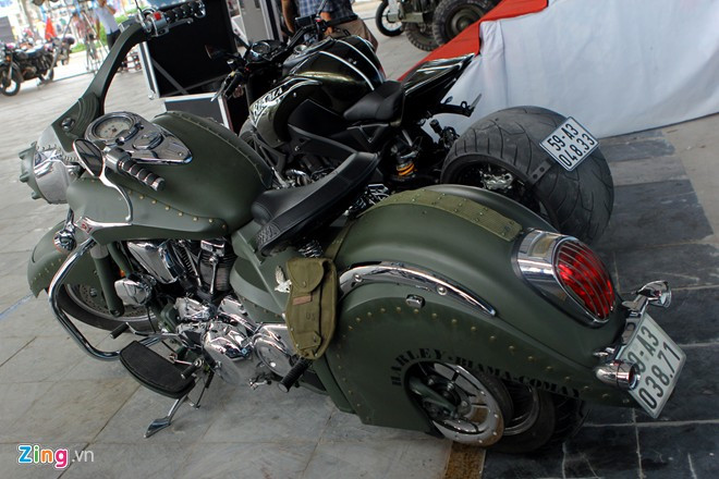 Harley-Davidson Vulcan độ phong cách nhà binh với động cơ độ lại dung tích 2.100cc.