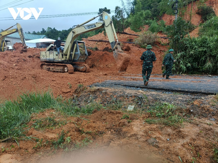 Vị trí sạt lở đất tại thôn Trung Tâm, xã Đạ K' Nàng, huyện Đam Rông, tỉnh Lâm Đồng chỉ cách điểm sạt lở trước đó vài ngày khiến một cô giáo tử vong khoảng 30m.
