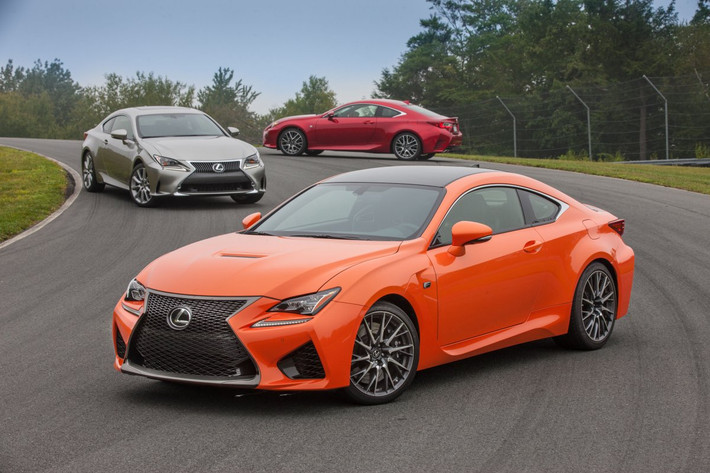 Hãng Lexus ra mắt mẫu LF-C2 tại triển lãm ô tô Bắc Mỹ.