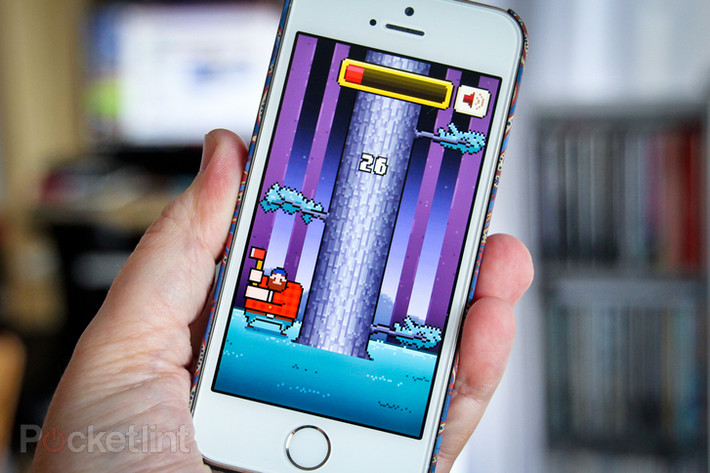 Timberman tải về miễn phí trên Android và iOs (từ 4.3 trở lên). Ngoài ra, bạn có thể tải bản Golden edition - phiên bản dễ chịu hơn về giao diện.