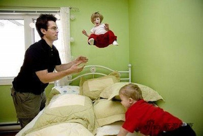 Mắc chứng lùn sinh khiến cô bé có chiều cao không quá 30 inch và nặng 8kg.