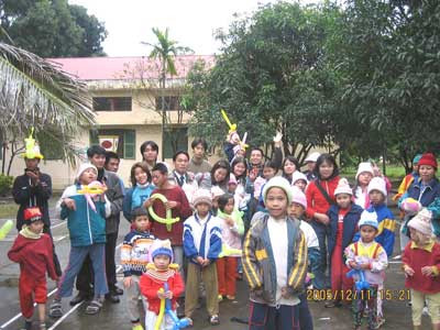 Theo thống kê đến cuối năm 2013, trung tâm này nuôi dưỡng 167 người già cô đơn và người tàn tật độ tuổi từ 18 trở lên và 135 trẻ em tàn tật độ tuổi dưới 18; 25 trẻ em sơ sinh; đặc biệt còn có 50 người bại liệt tàn tật nặng và 80 trẻ em bị bại não. Hiện những người già và trẻ em bị tàn tật ở chùa Bồ Đề sẽ được chuyển về đây.