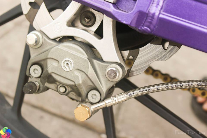 Bộ lốp Michelin 100, gắp (càng) nhôm DBS, nhông sên đĩa SSS, full ống (ống xăng, ống hơi, ống nhớt) trong suốt siêu bền.