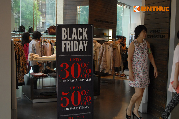 Một số cửa hàng nằm trong chuỗi hệ thống sẽ giảm giá như: Charles & Keith, Accessorize, DKNY, Karen Millen, Coast, Oasis, Warehouse, Topshop, Topmen...