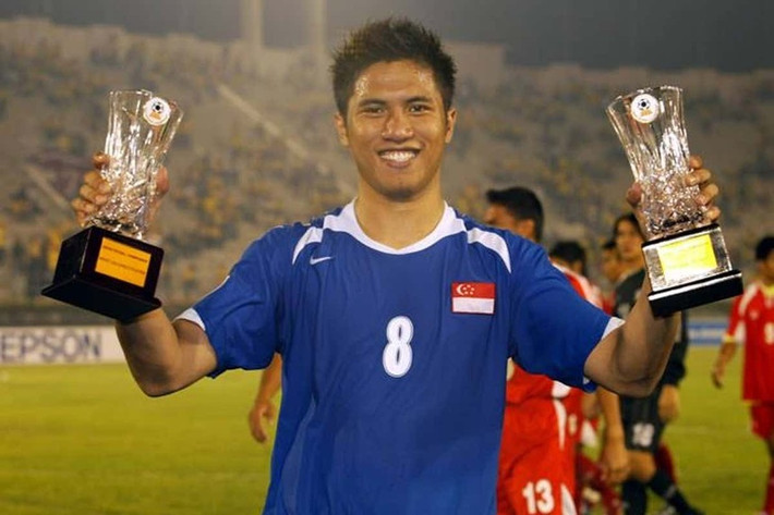 Noh Alam Shah (Singapore): Chân sút huyền thoại của bóng đá Singapore ghi 10 bàn thắng ở kỳ AFF Cup 2007. Phong độ cao đó của Noh Alam Shah đã giúp tuyển Singapore lần thứ 3 vô địch Đông Nam Á còn bản thân tiền đạo này ẵm hai giải thưởng là Vua phá lưới và Cầu thủ hay nhất giải.
