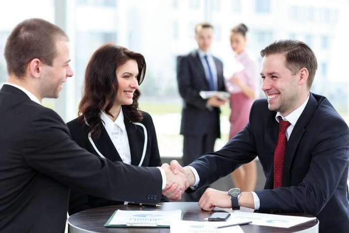 Đây là thông báo tài lộc đang bắt đầu khởi sắc. Đồng thời, mối quan hệ bắt đầu được cải thiện và cũng rất tốt cho sự giàu có.