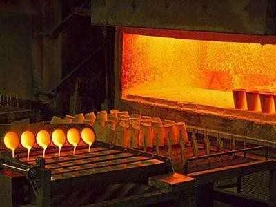 Các lô vàng của công ty TNHH Vàng Phước Sơn đều được đối tác nước ngoài chỉ định xuất khẩu cho Argor-Heraues SA (Thuỵ Sỹ) để tiến hành phân kim. Đây cũng là một trong 4 nhà máy luyện vàng lớn nhất của Thụy Sĩ, nơi đang luyện khoảng 2/3 số vàng hàng năm của thế giới.