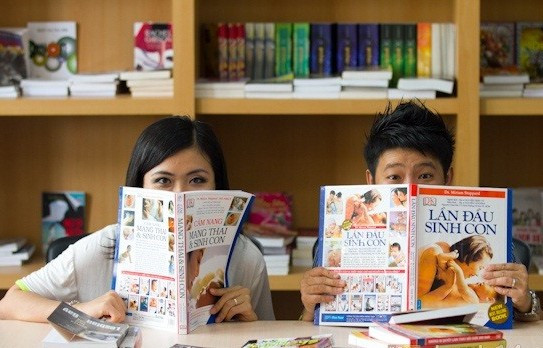 Hiện cả hai đang làm cùng trong một công ty du lịch. Và họ cũng đang có những dự định xa hơn cho mái ấm của mình.