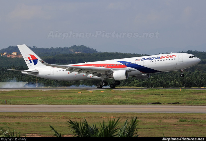 Boeing 747-400F là một trong những mẫu máy bay bán chạy nhất của Boeing. Sức chứa của máy bay lên tới 600 hành khách. Hiện Malaysia Airlines đang sở hữu 2 chiếc 747-400F đưa vào sử dụng.