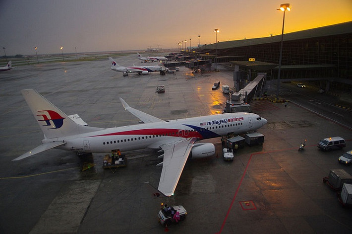 Boeing 737-800 có số lượng đông đảo nhất đang phục vụ tại hãng hàng không Malaysia Airlines với 52 chiếc tất cả. Mẫu máy bay này có độ tin cậy cao và nhận được rất nhiều lời đánh giá tốt của phi công và hành khách. Sức chứa tối đa của Boeing 737-800 là 166 hành khách.