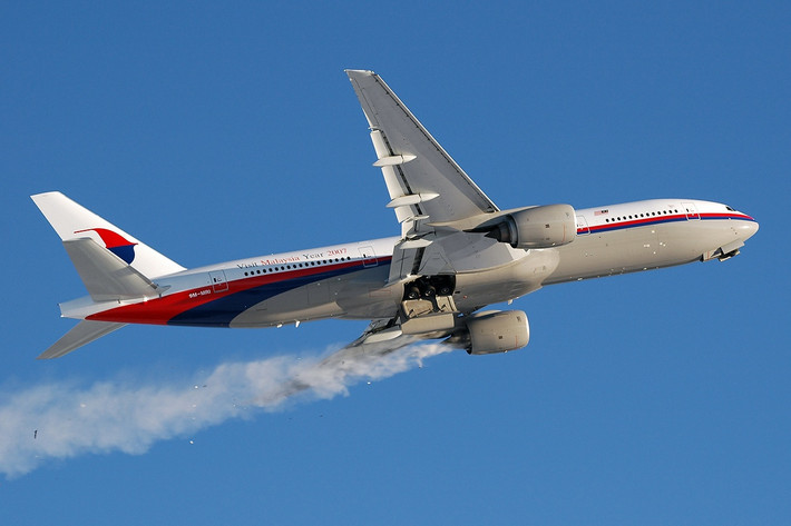 Hiện Malaysia đang sở hữu 25 chiếc máy bay loại này. Chiếc máy bay Boeing 777-200 rơi gần tại Việt Nam có thể là do sự cố về buồng nhiên liệu.
