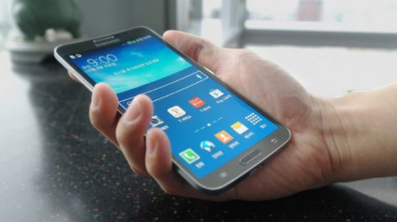 Hy vọng điều này không chỉ là mơ tưởng, chúng ta có thể mong đợi để xem Samsung Galaxy Note 4, Samsung Galaxy S6 và Samsung Galaxy Note 5 với màn hình linh hoạt, uốn dẻo và hiển thị ba mặt.