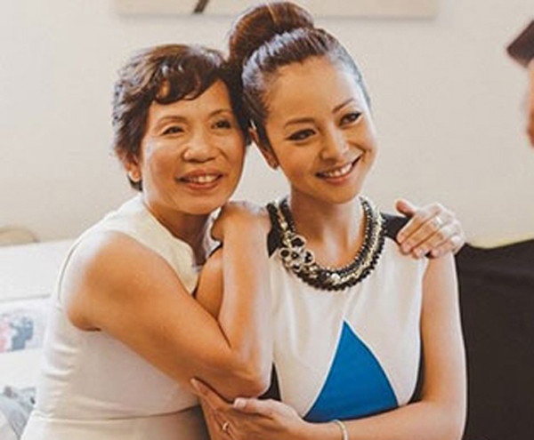 Thật bất ngờ người trong cuộc lại tiết lộ thẳng thắn với Gia đình & xã hội rằng cô may mắn vì có mẹ chồng vô cùng tâm lý chứ không hề nghiêm khắc.