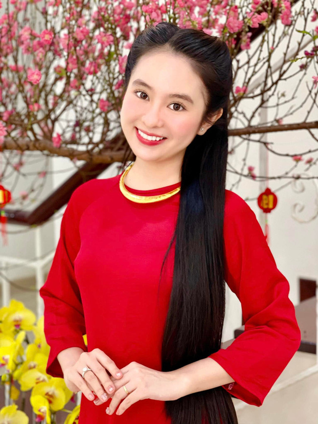 Trịnh Thị Ái Phi (Kon Tum) được mệnh danh là "bản sao Lưu Diệc Phi". Cô nàng nổi tiếng nhờ vẻ đẹp mỏng manh như sương khói, gương mặt có nhiều nét giống với mỹ nhân Hoa ngữ.