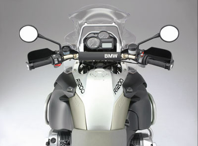 Mức tiêu thụ nhiên liệu của R1200GS Adventure trung bình 4,6 lít/100km theo công bố của nhà sản xuất.
