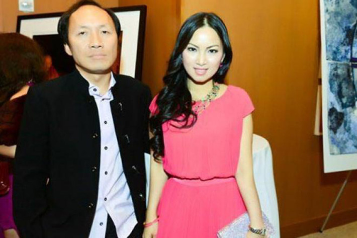 Chồng của Hà Phương chính là tỷ phú người Việt tại Mỹ - Chính Chu. Báo chí Mỹ liệt tên Chính Chu là "người đàn ông đáng gờm" của phố Wall. Ông nổi tiếng với loạt phi vụ mua bán, sáp nhập trị giá nhiều triệu đô. Song đình đám nhất phải kể đến vụ nắm quyền kiểm soát Tập đoàn Hóa chất Celanese của Đức và vụ ‘nẫng tay trên’ giới đầu cơ Mỹ tranh quyền kiểm soát tập đoàn máy tính Dell.