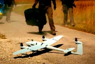 UAV Vector Ukraine sống sót thần kỳ dù bị bắn tơi tả