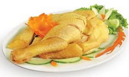 Bí quyết chặt thịt gà bày đĩa bầu dục đẹp mắt