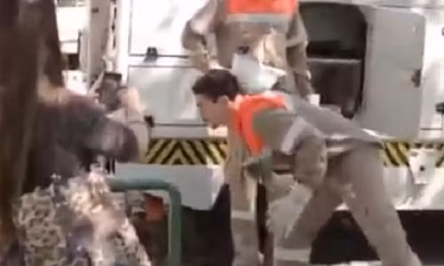 Màn tâng mũ bảo hiểm đẳng cấp chưa từng thấy