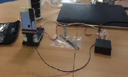 Cận cảnh thiết bị phá mật khẩu iPhone trong vài phút