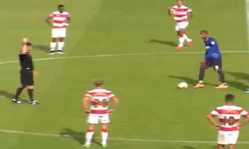 Trận bóng kỳ lạ nhất lịch sử bóng đá thế giới