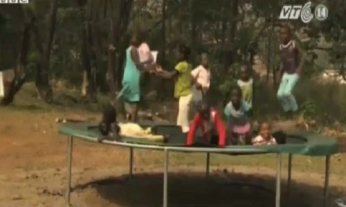 Con số khủng khiếp về đại dịch Ebola