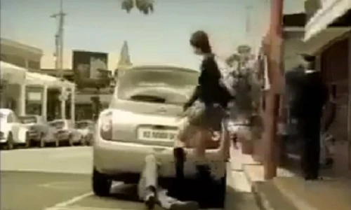 Độc chiêu né phiếu phạt khi đỗ xe sai quy định