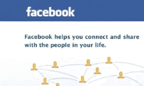 Hiểm họa khi chia sẻ ảnh con trẻ lên mạng xã hội