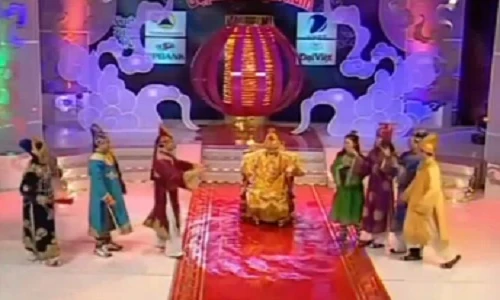 Táo quân nổi hứng hò đối bàn về cơ chế