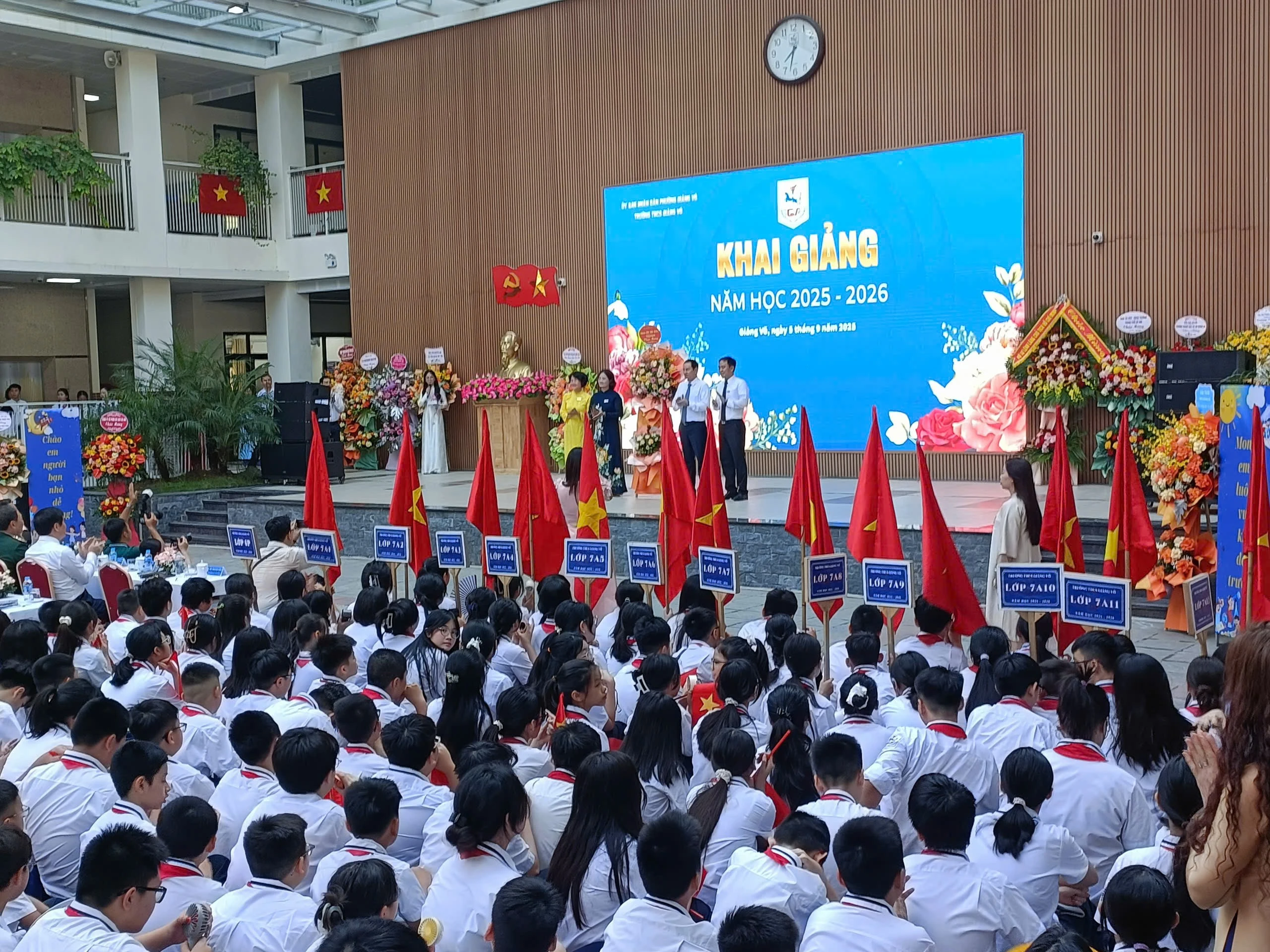 Phát biểu ấn tượng của cô Hiệu trưởng Trường THCS Giảng Võ trong lễ khai giảng