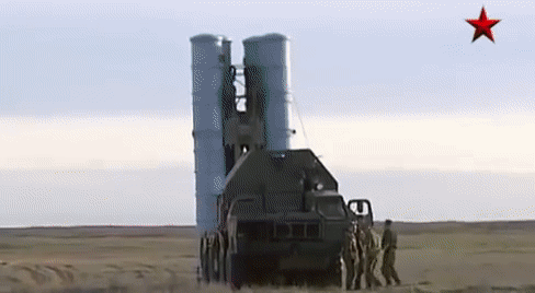 Ở những phiên bản S-300PMU1/2 trở về sau, khả năng của radar được tăng cường, theo dõi đến 300 mục tiêu và xử lý cùng lúc tới 72 vật thể bay xâm phạm.