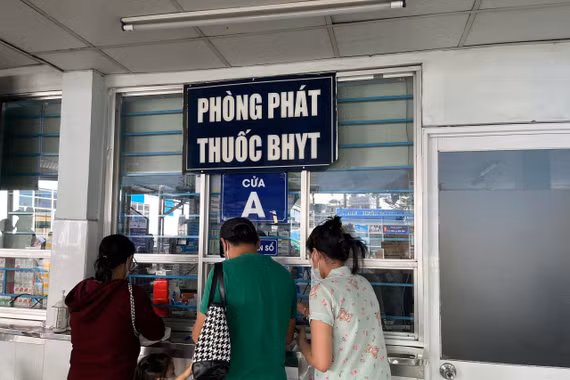 Xem xét bổ sung thuốc điều trị ung thư thế hệ mới vào danh mục bảo hiểm y tế 